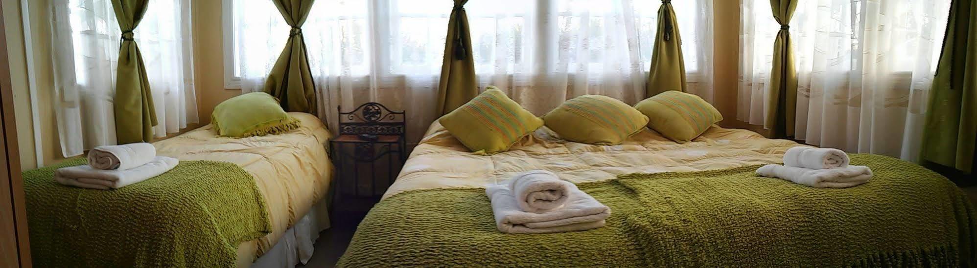 Hostal Y Cabanas Ainil Punta Arenas Luaran gambar