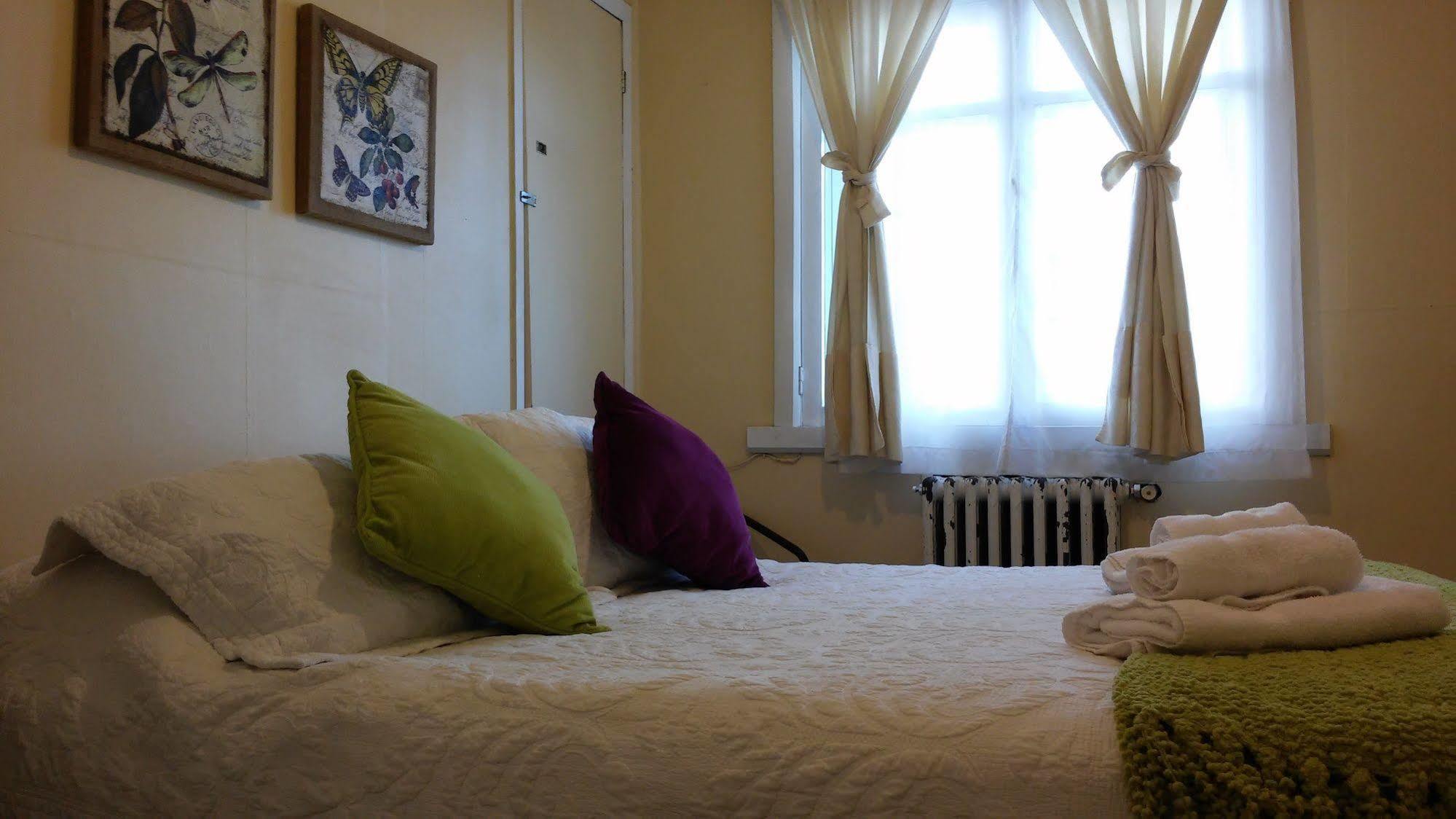 Hostal Y Cabanas Ainil Punta Arenas Luaran gambar
