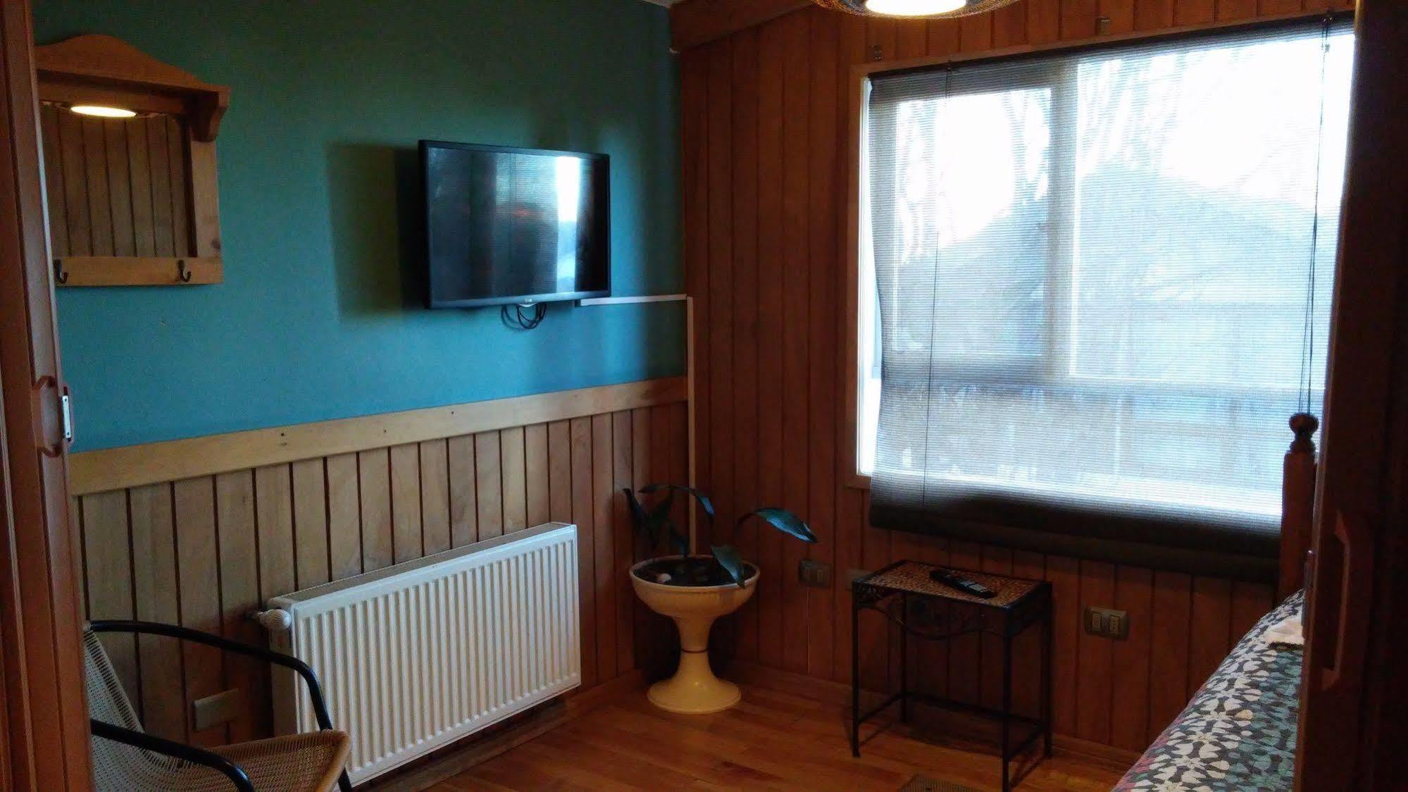 Hostal Y Cabanas Ainil Punta Arenas Luaran gambar