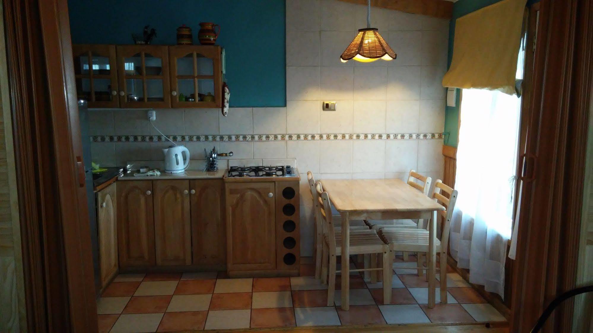 Hostal Y Cabanas Ainil Punta Arenas Luaran gambar