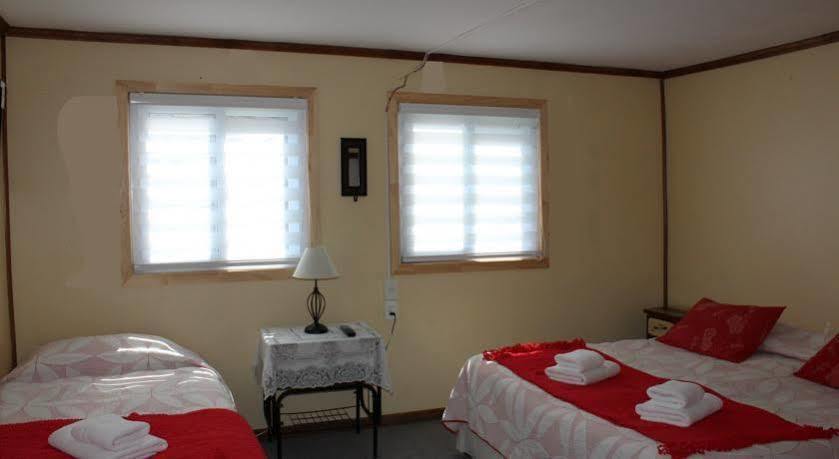 Hostal Y Cabanas Ainil Punta Arenas Luaran gambar
