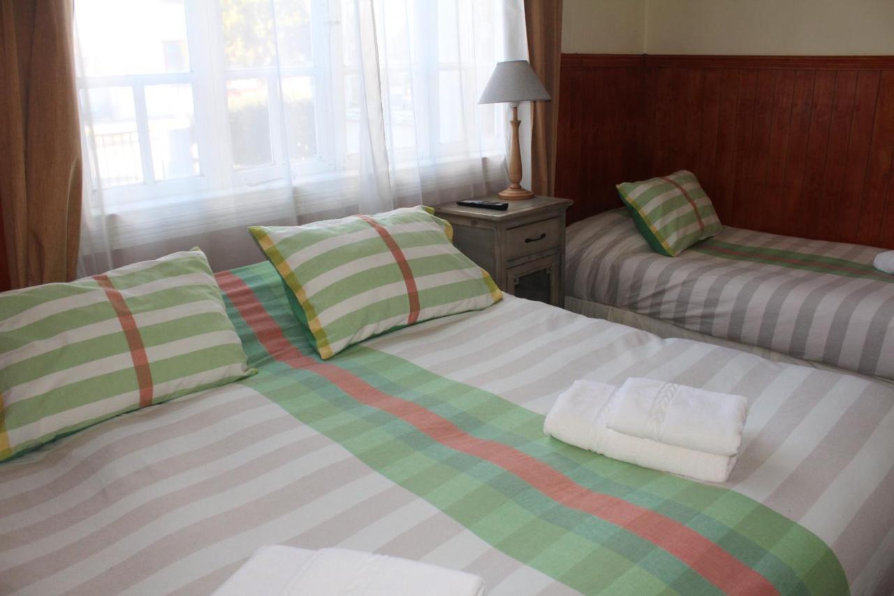Hostal Y Cabanas Ainil Punta Arenas Luaran gambar